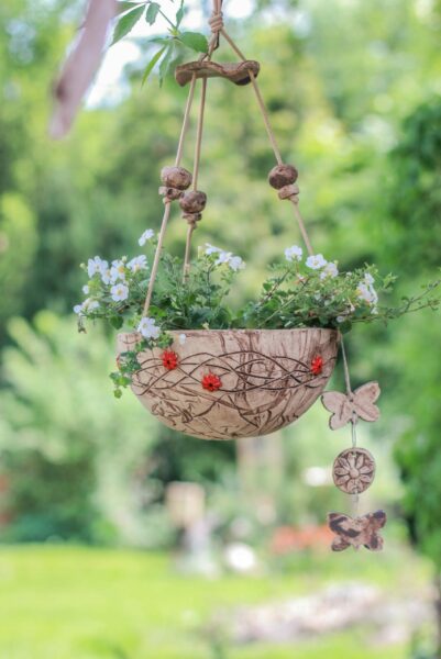 Halbschale 23 rote Blüten